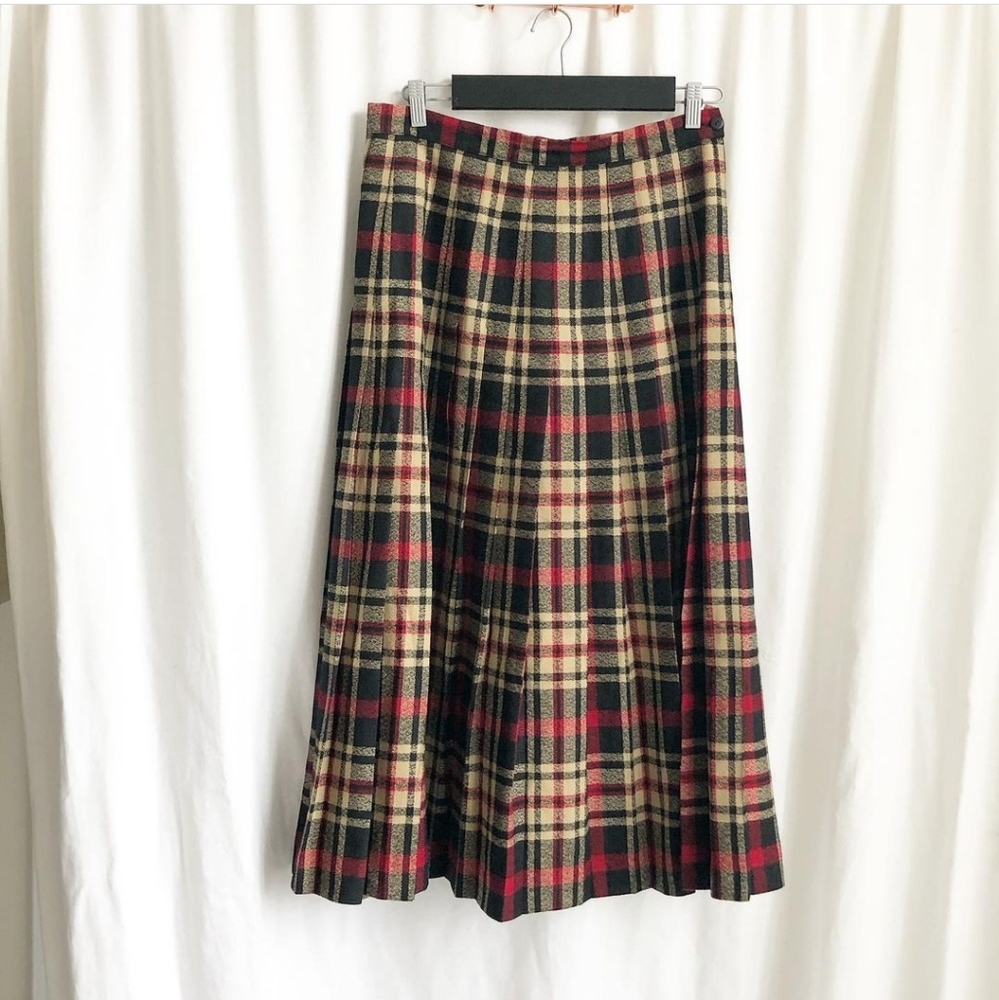Courageous brand vintage plaid pleated skirt